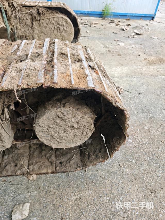 左驅(qū)動輪（行走機構）