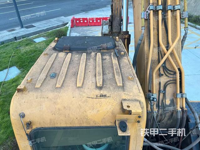 驾驶室顶部俯视（上车部件）