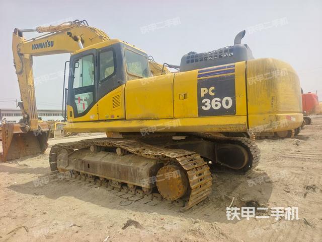 驾驶室整体（整机外观）