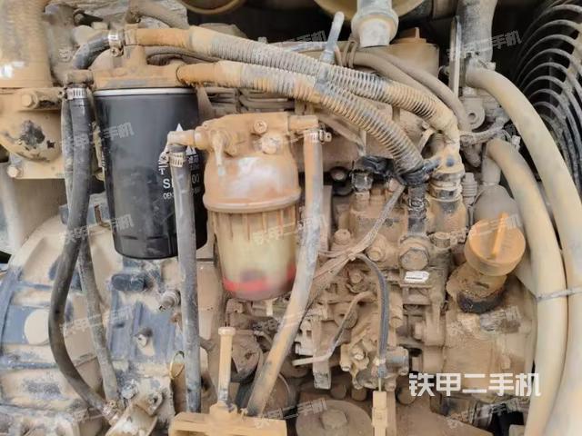 发动机整体俯视（整机外观）