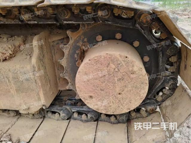 单侧履带整体（整机外观）