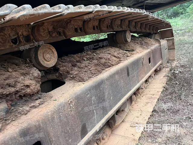 单侧履带整体（整机外观）