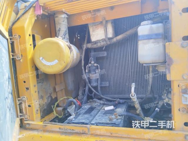 散熱器正面（大件艙室）