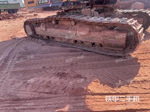 左導(dǎo)向輪（行走機(jī)構(gòu)）