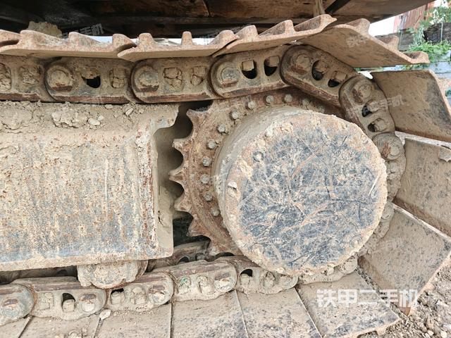 左側(cè)行走馬達(dá)蓋板（行走機(jī)構(gòu)）