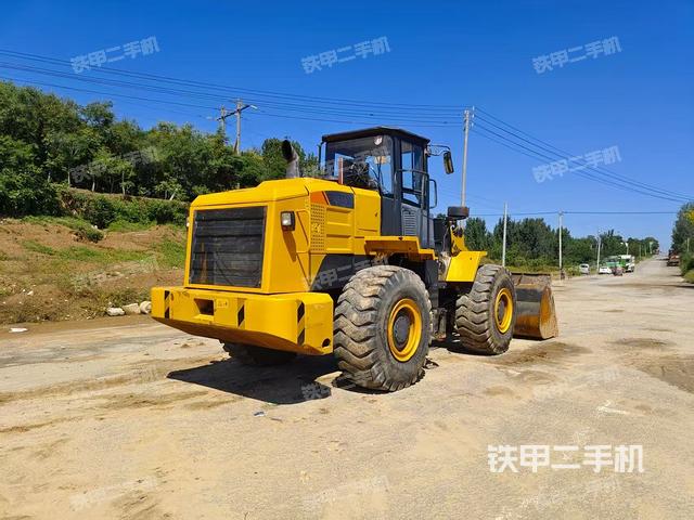 整機右后45°（整機外觀及大件）