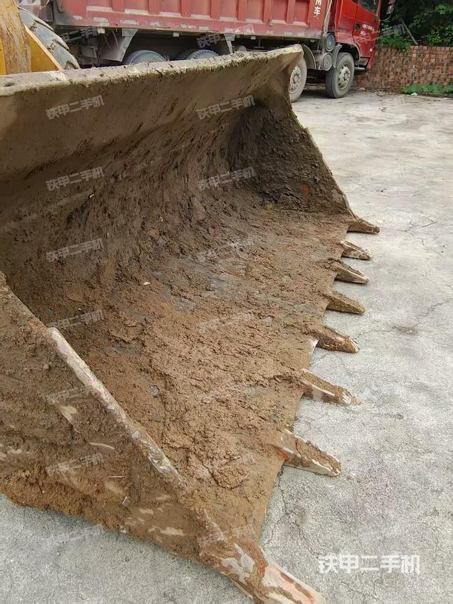 工作装置整体（整机外观及大件）