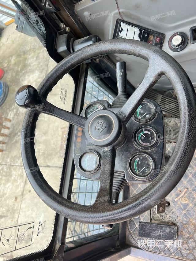 顯示屏?（駕駛室部分）