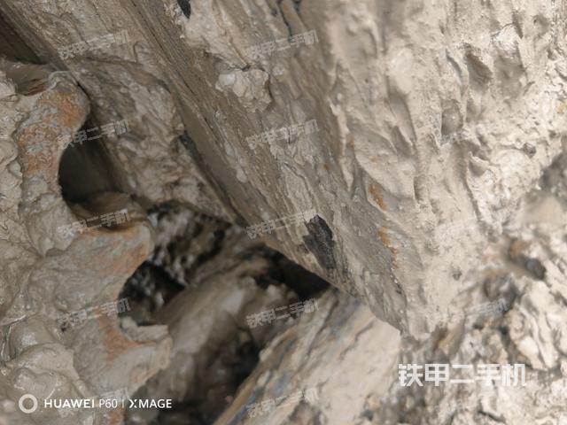 单侧履带整体（整机外观）