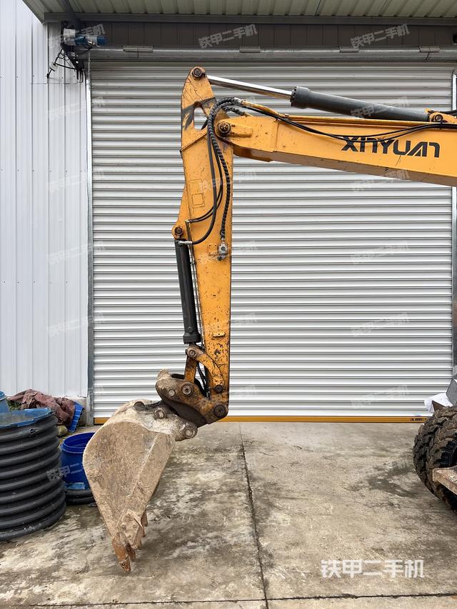 小臂整體左后（工作和回轉(zhuǎn)裝置）