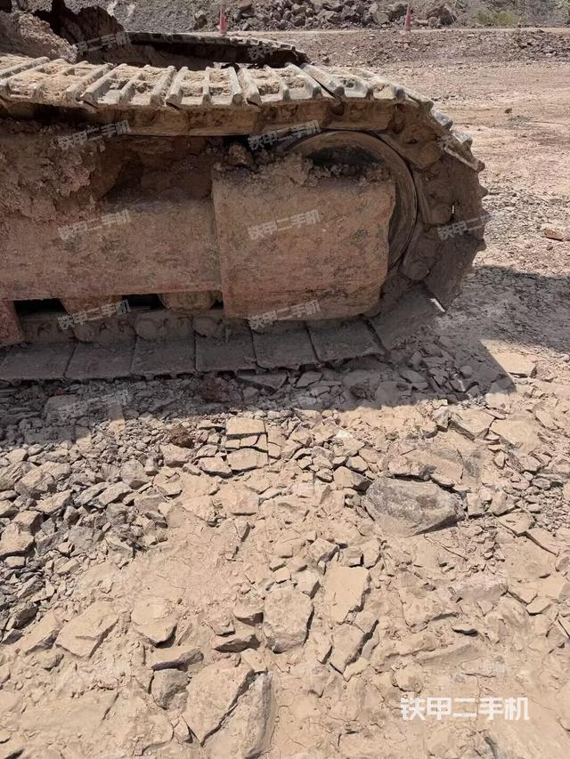 左侧行走马达盖板（行走机构）