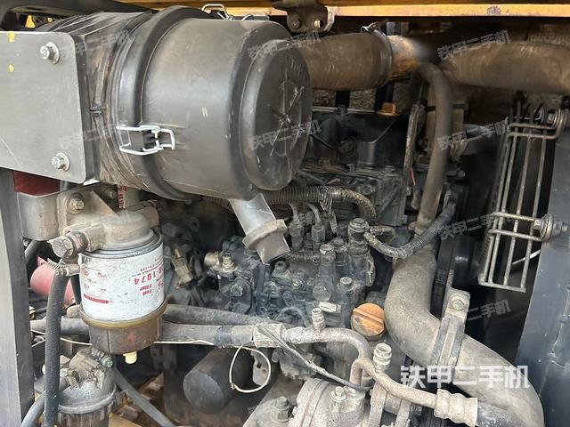 發(fā)動機(jī)整體俯視（整機(jī)外觀）