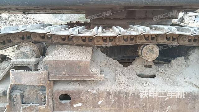 单侧履带整体（整机外观）