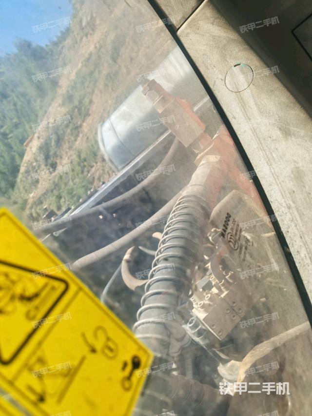 座椅后部（駕駛室部分）