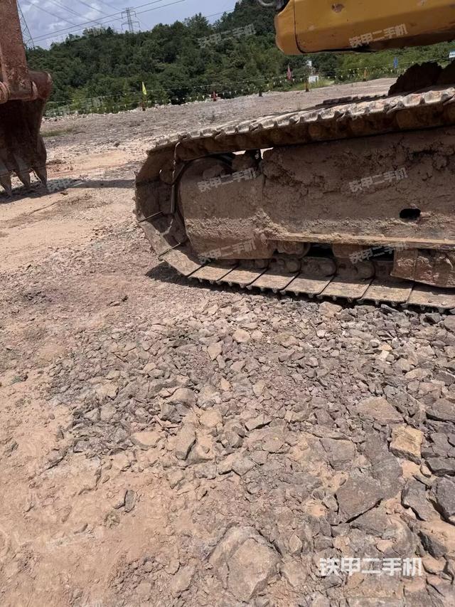 左侧履带整体 （行走机构）