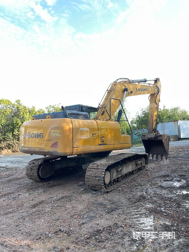 整机右后45°（整机外观）