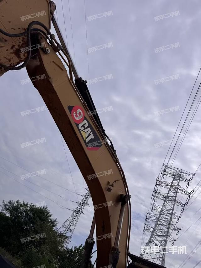 大臂整體?右側(cè)（工作和回轉(zhuǎn)裝置）