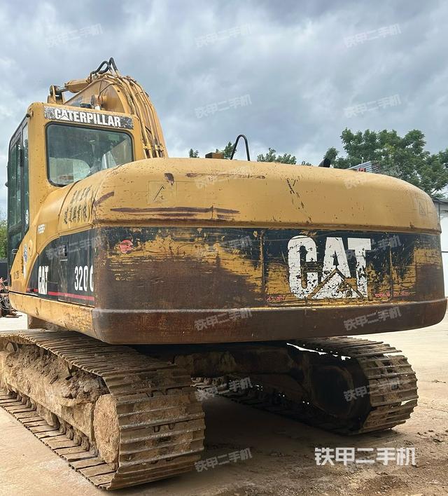 卡特彼勒320C挖掘机