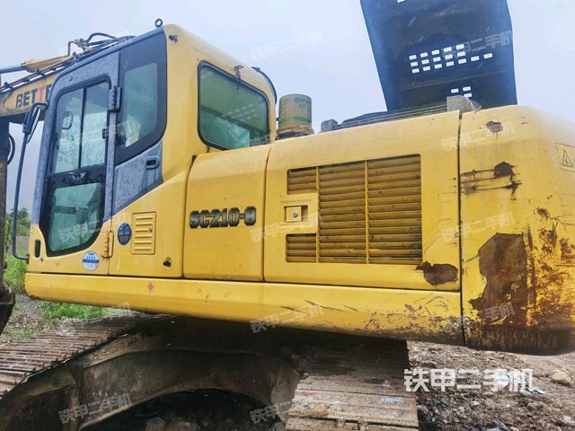 座椅后部（駕駛室部分）