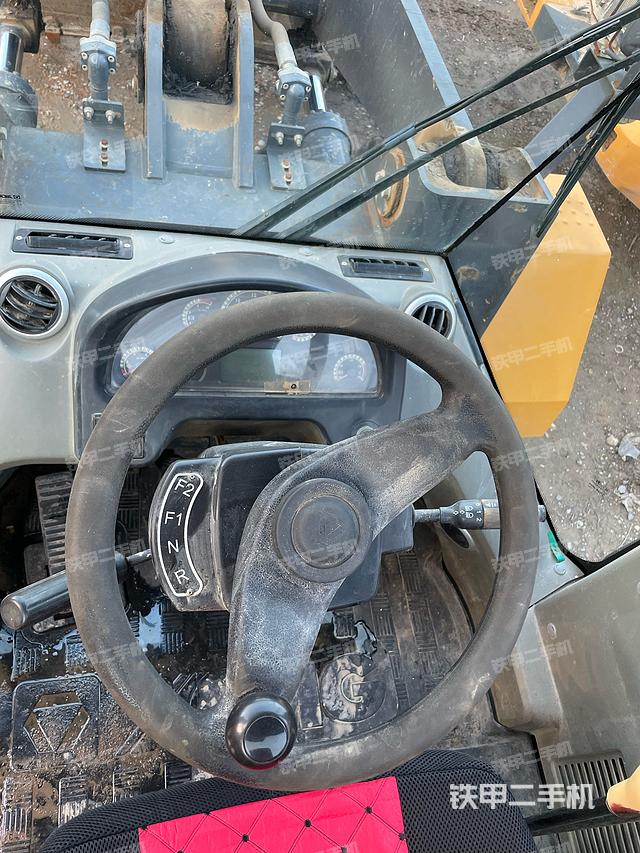 驾驶室操作台（整机外观及大件）