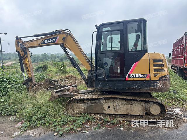 三一重工SY55C挖掘機(jī)