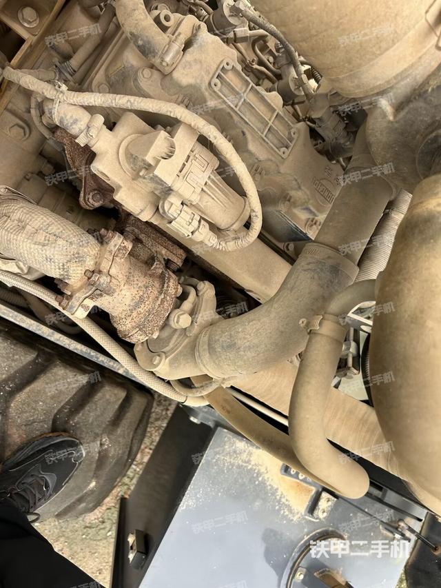 風扇及皮帶（壓路機發(fā)動機艙）