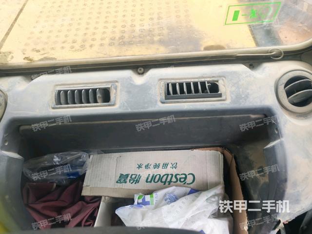 顶棚整体（驾驶室部分）