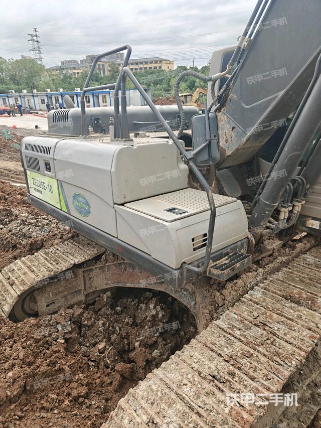 左侧行走马达盖板（行走机构）