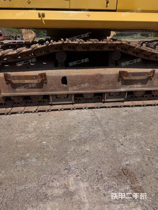 左驅(qū)動輪（行走機構）