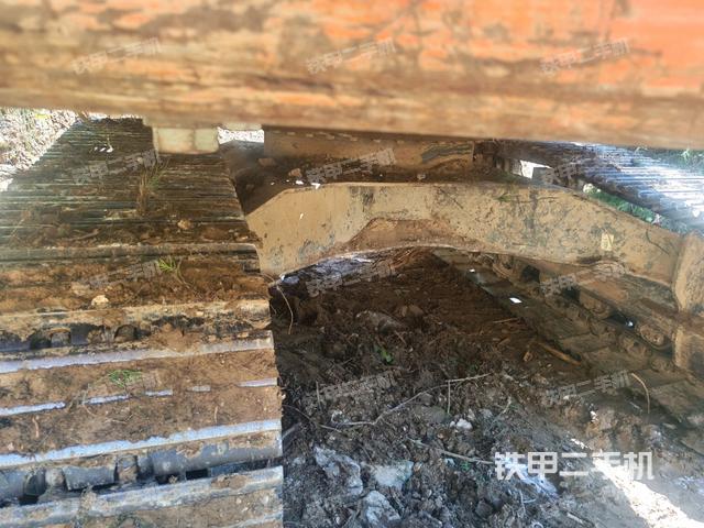 液壓泵斜45?左（大件艙室）