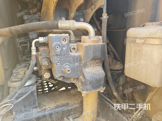 液壓泵室（大件艙室）