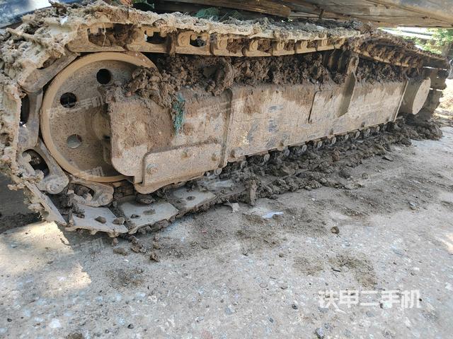 单侧履带整体（整机外观）