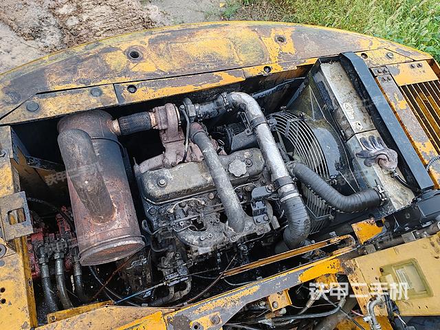 发动机整体俯视（整机外观）