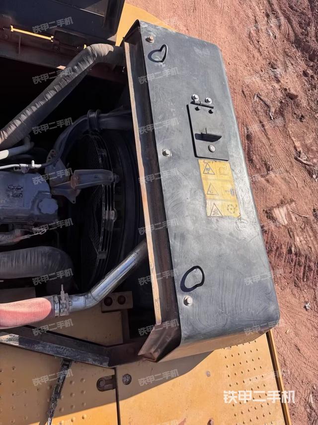 水箱+風(fēng)扇特寫（上車部件）