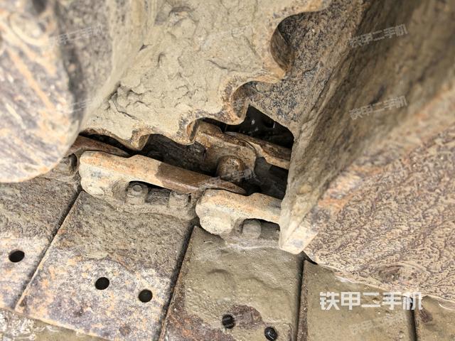 左驅(qū)動(dòng)輪（行走機(jī)構(gòu)）