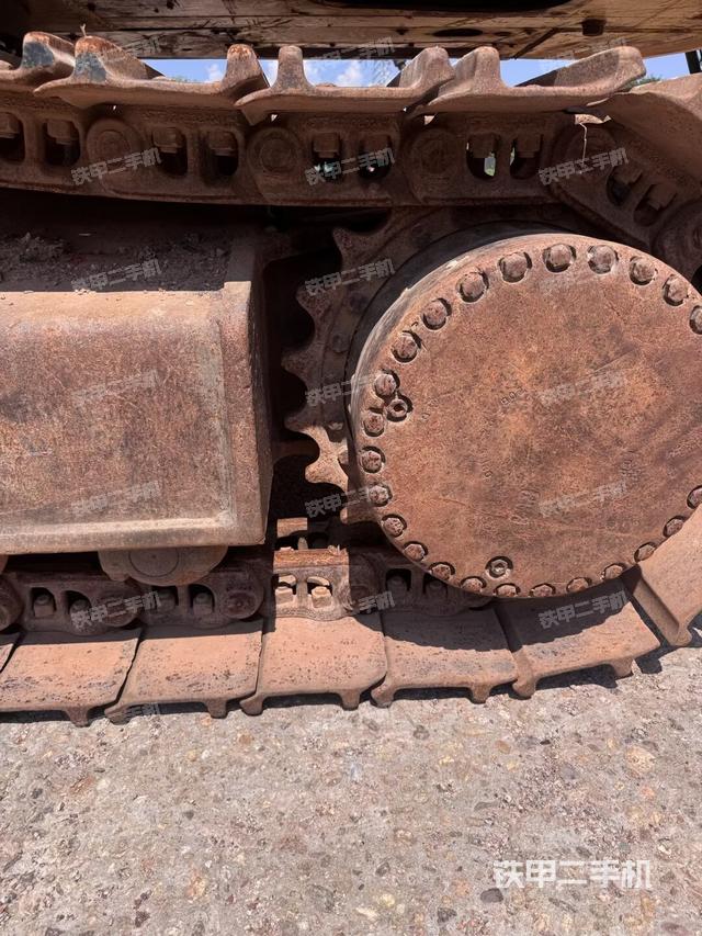 右側行走馬達蓋板（行走機構）