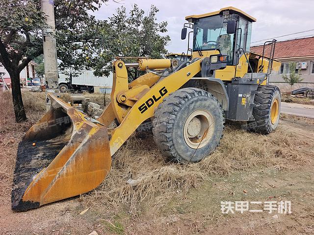 驾驶室操作台（整机外观及大件）