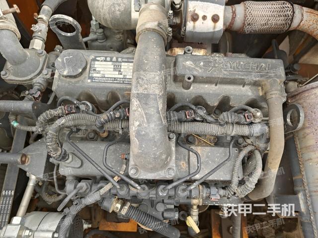 發(fā)動(dòng)機(jī)整體俯視（整機(jī)外觀）