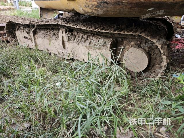 單側(cè)履帶整體（整機(jī)外觀）