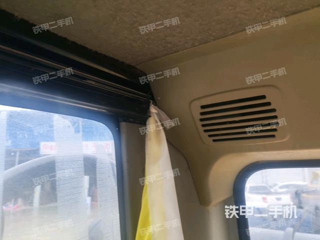 驾驶室正侧（驾驶室部分）