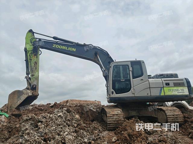 中联重科ZE205E-10挖掘机