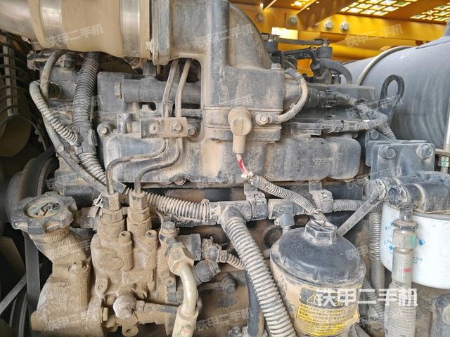 發(fā)動(dòng)機(jī)整體俯視（整機(jī)外觀）