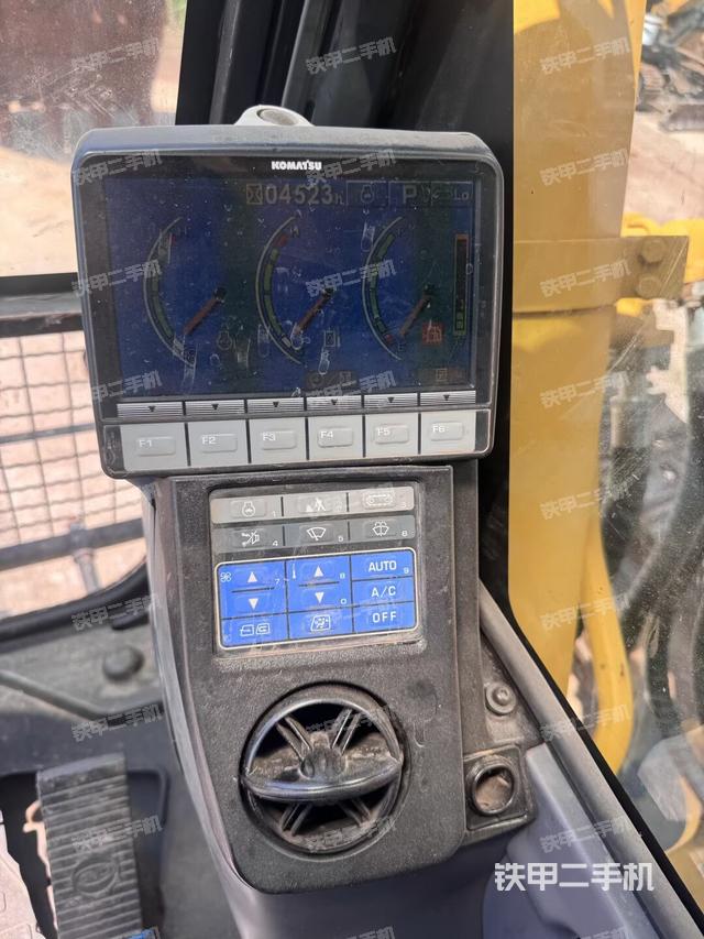 顯示屏?（駕駛室部分）