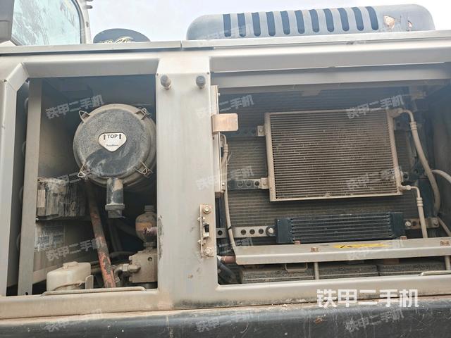 气门室盖螺丝特写（上车部件）