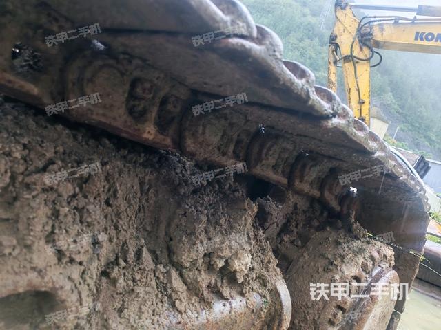 右侧行走马达盖板（行走机构）