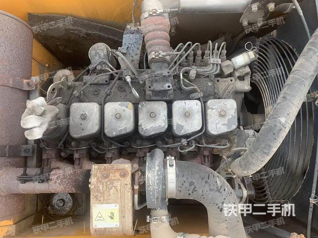 发动机整体俯视（整机外观）