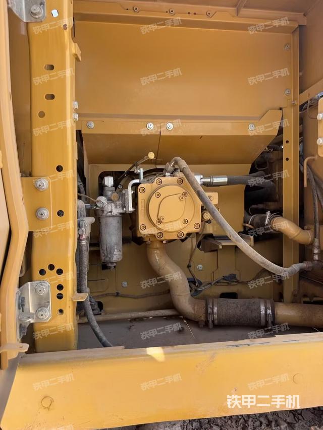 液压泵室（大件舱室）