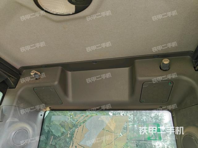 駕駛室頂部（整機(jī)外觀）