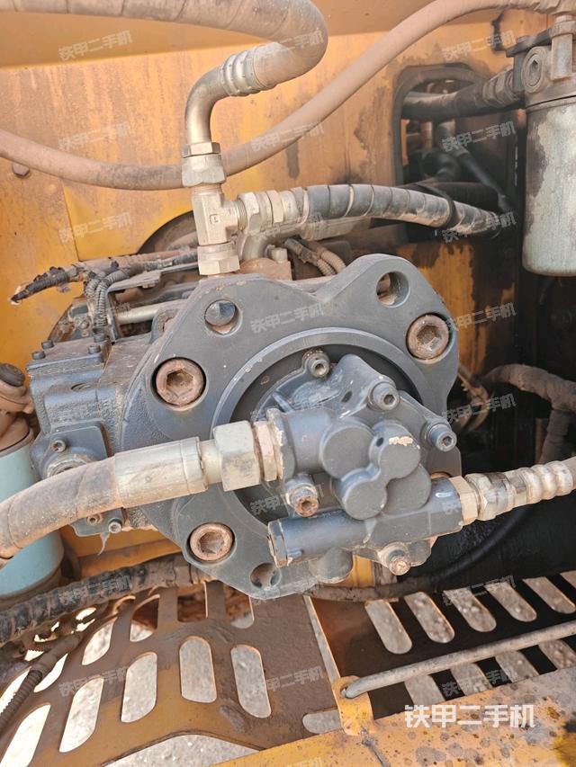 液壓泵室（大件艙室）