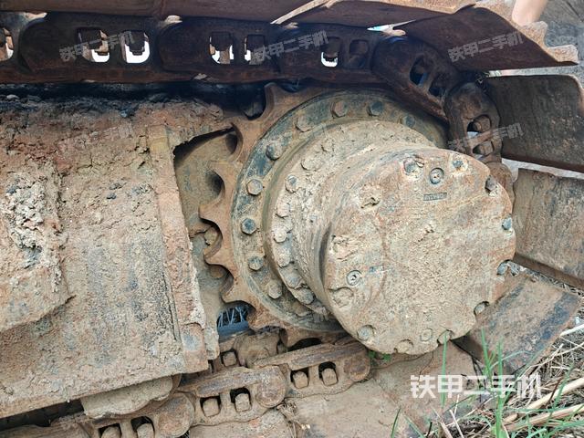 单侧履带整体（整机外观）